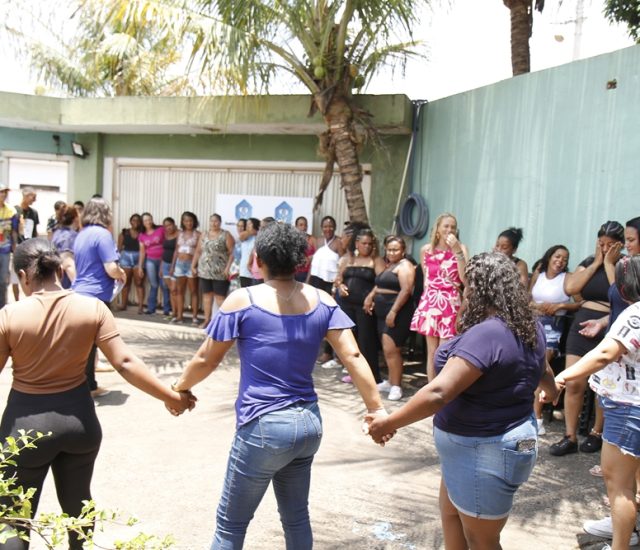 Instituto Acolher Celebra Sucesso com Festa de Confraternização em Pontal