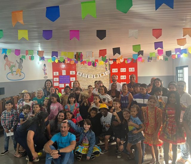 Instituto Acolher Realiza Festa Junina no Centro Comunitário do Bairro Jardim São José em Ribeirão Preto/SP