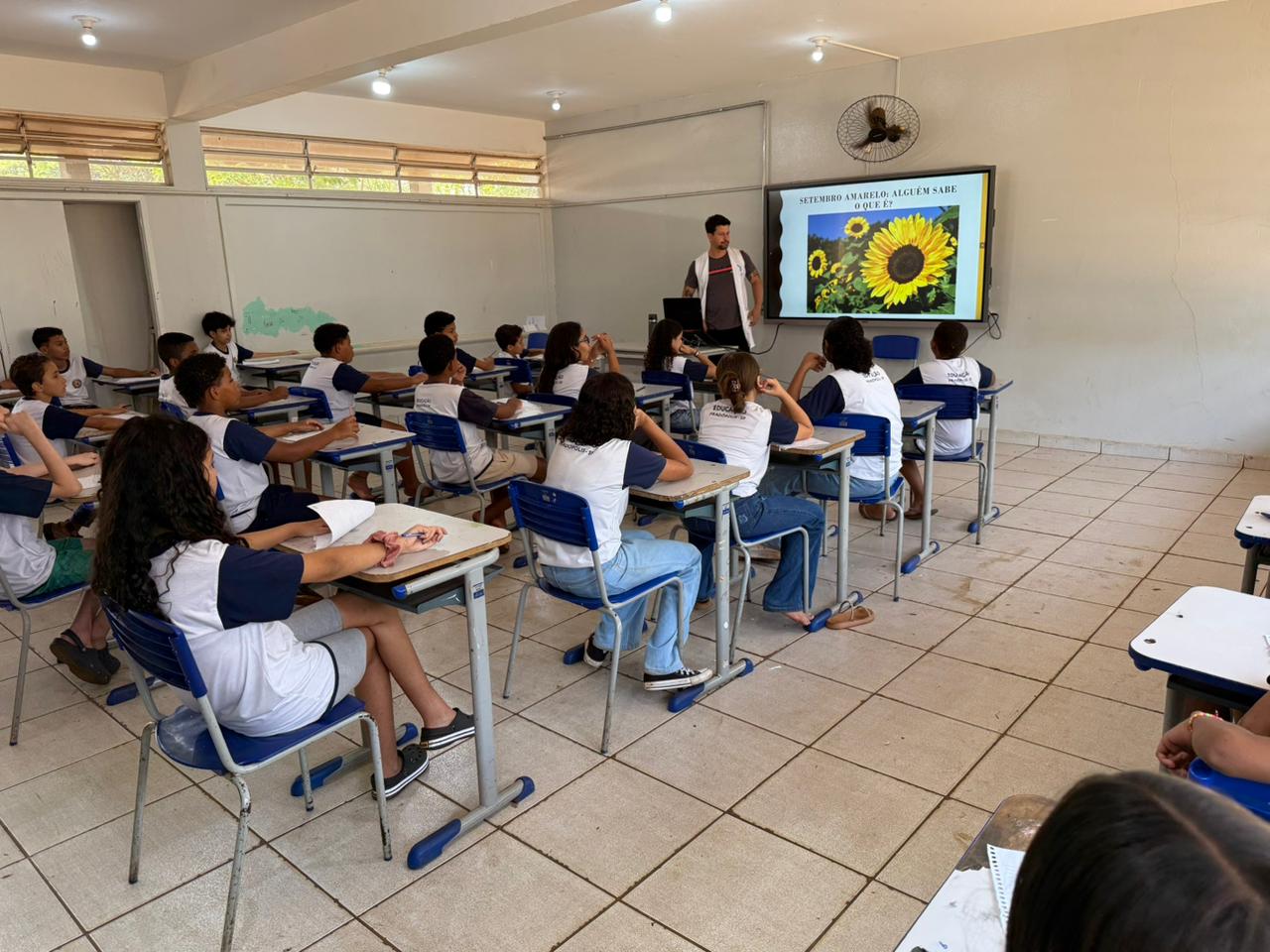 Instituto Acolher Leva Setembro Amarelo às Escolas de Pradópolis